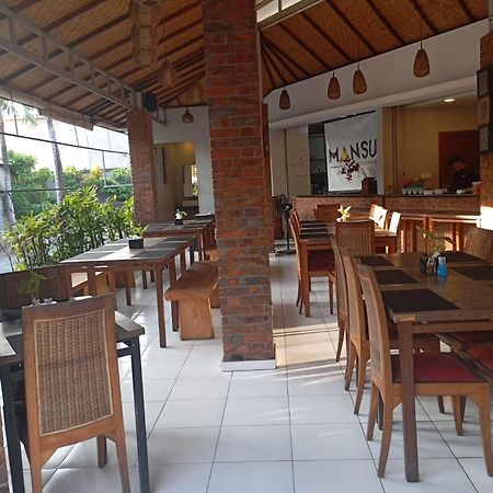 Mansu Hotel And Spa Legian กูตา ภายนอก รูปภาพ